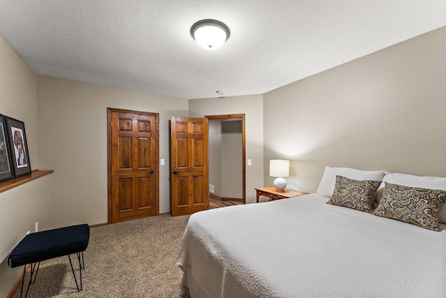 11582 Raspberry Hill Rd, Eden Prairie, MN 55344 - carpeted bedroom featuring baseboards