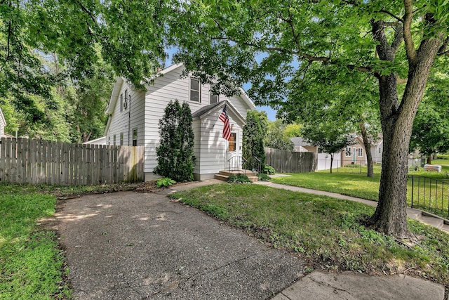 212 30th Ave N, Saint Cloud, MN 56303 - view of obstructed view of property