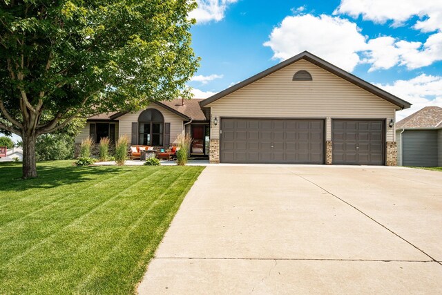 20604 Jasmine Path, Lakeville, MN 55044 - photo 1