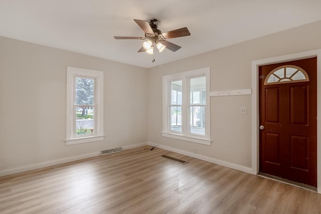 500 Sherman St, North Mankato, MN 56003 - foyer entrance featuring light wood-style floors and ceiling fan