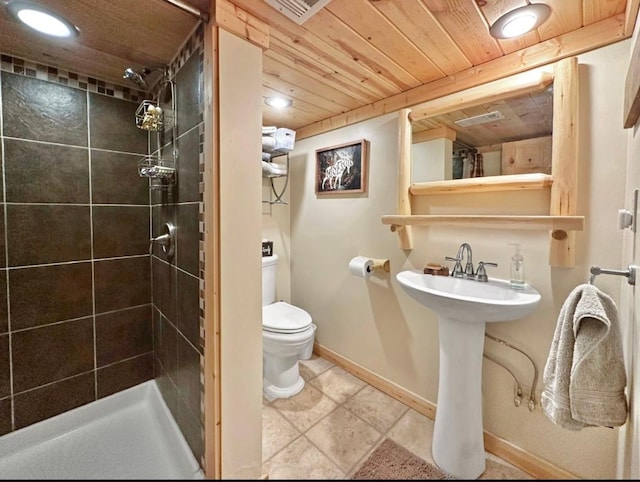 315 32nd St, Grand Rapids, MN 55744 - full bath featuring wooden ceiling, tiled shower, and recessed lighting