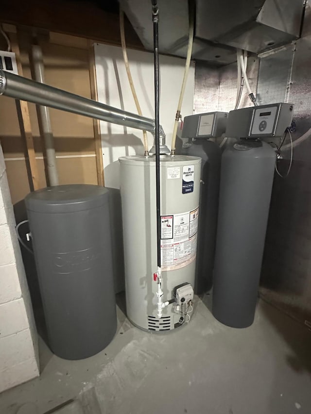 1520 6th St, Montevideo, MN 56265 - utilities with water heater