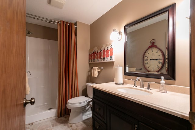 6045 Galpin Lake Rd, Shorewood, MN 55331 - full bathroom featuring vanity and curtained shower