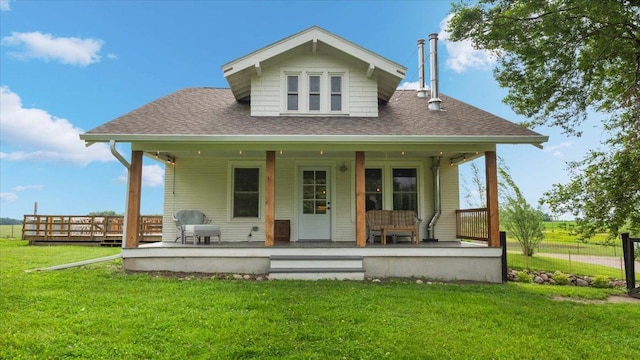 21038 Lace Ave, Hutchinson, MN 55350 - bungalow-style home featuring roof with shingles and covered porch
