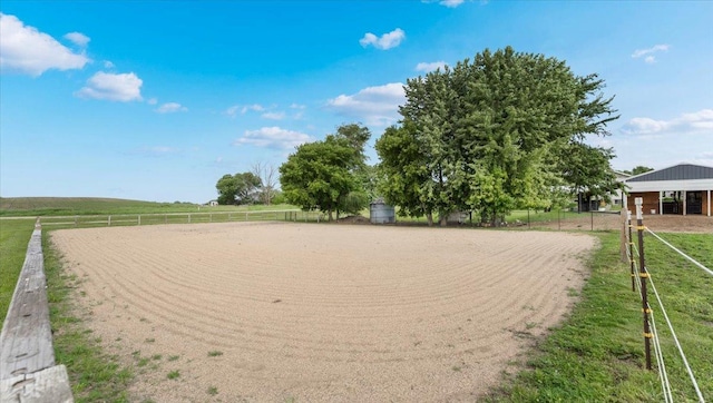 21038 Lace Ave, Hutchinson, MN 55350 - surrounding community with an enclosed riding area