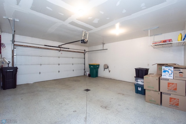 508 19th Ave W Unit C, West Fargo, ND 58078 - garage with a garage door opener