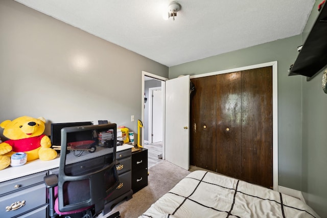 1613 Lyn Curve Ave N, Minneapolis, MN 55411 - bedroom with an office area, carpet flooring, and a closet