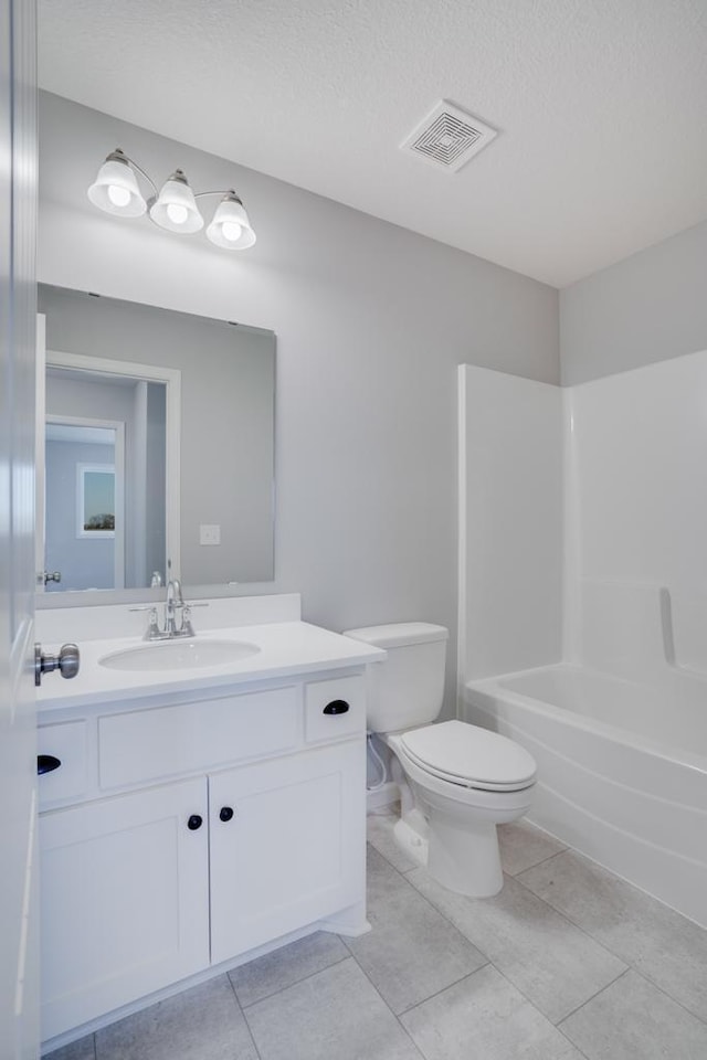 19916 English Ln N, Forest Lake, MN 55025 - full bathroom featuring vanity, tub / shower combination, and tile patterned floors