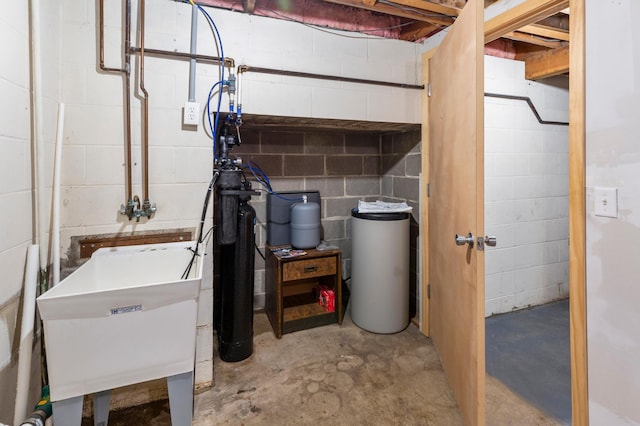 7 Pleasant Ave SE, Remer, MN 56672 - utility room with a sink