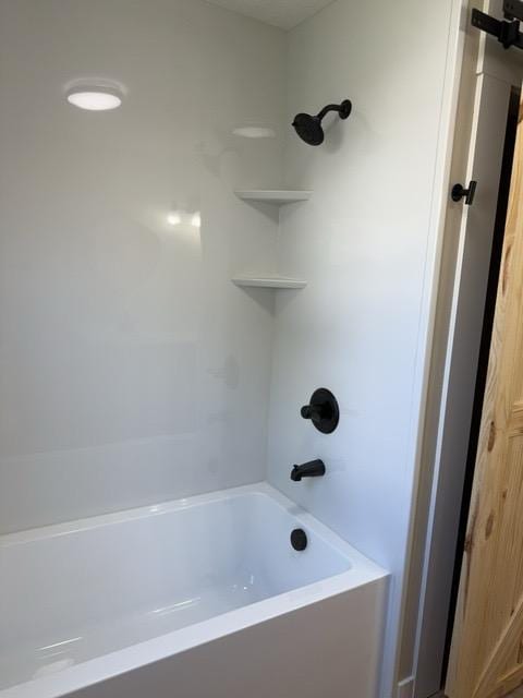 20 Erie St, Aurora, MN 55705 - bathroom with shower / tub combination