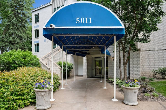 5011 Lake Ave Unit 105, White Bear Lake, MN 55110 - view of parking with stairs