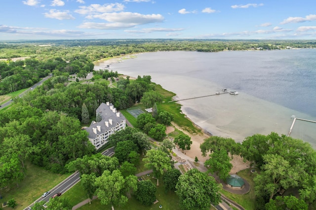 5011 Lake Ave Unit 105, White Bear Lake, MN 55110 - view of property location featuring a nearby body of water