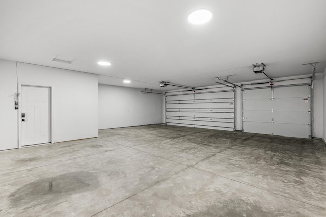 9930 14th Cir NE, Saint Michael, MN 55376 - garage with a garage door opener