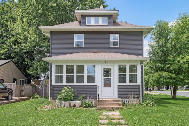 213 2nd St NE, Grand Meadow, MN 55936 - traditional style home featuring entry steps and roof with shingles