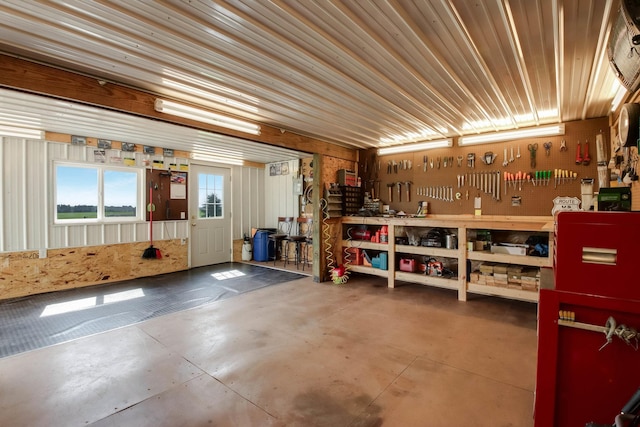 N2498 50th St, Union Twp, WI 54761 - garage featuring a workshop area