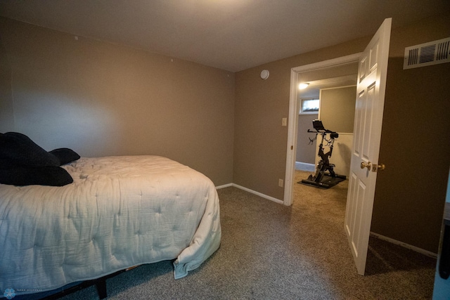 2901 10th Ave N, Fargo, ND 58102 - bedroom featuring carpet floors and baseboards