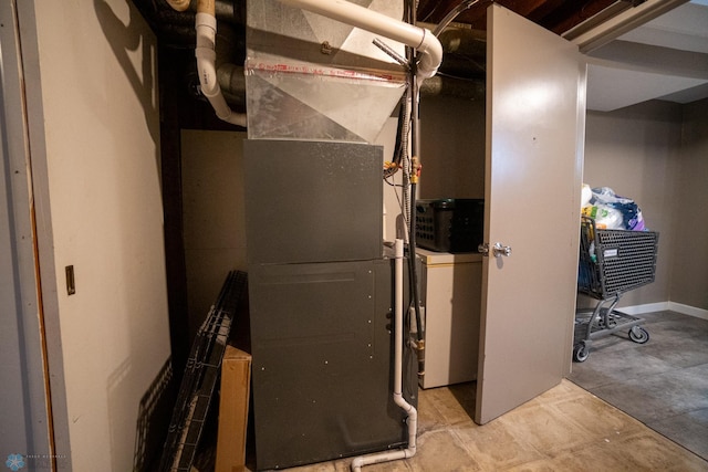 2901 10th Ave N, Fargo, ND 58102 - utilities featuring heating unit