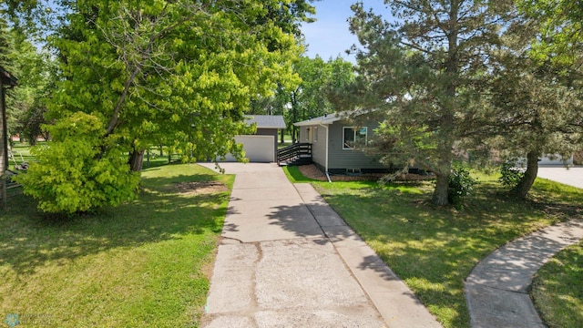 1031 7th St W, West Fargo, ND 58078 - view of front of house featuring a front yard