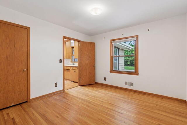 5001 108th St, Bloomington, MN 55437 - photo 19