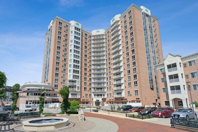 6600 Lyndale Ave S Unit 503, Richfield, MN 55423 - view of apartment building / complex