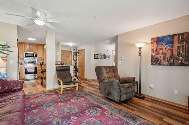 1600 Arundel St Unit 201, Saint Paul, MN 55117 - living room with light wood-style floors and a ceiling fan