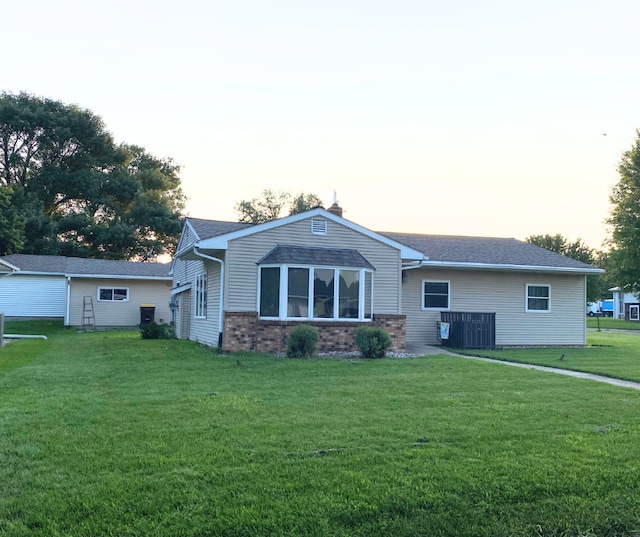 522 1st St SE, Madelia, MN 56062 - photo 2