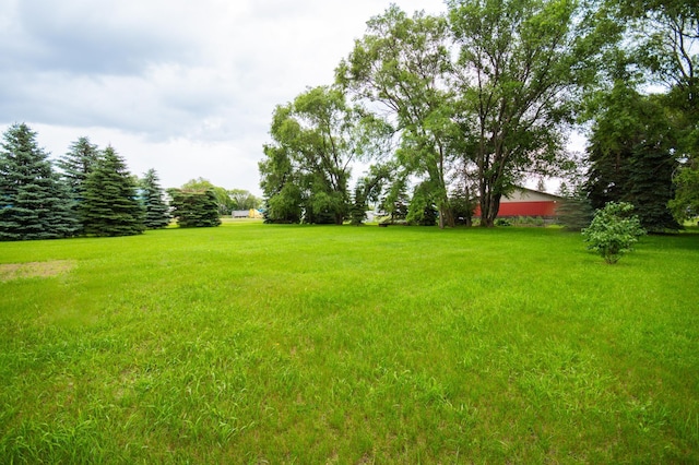 706 Country Club Dr SW, Melrose, MN 56352 - view of grassy yard