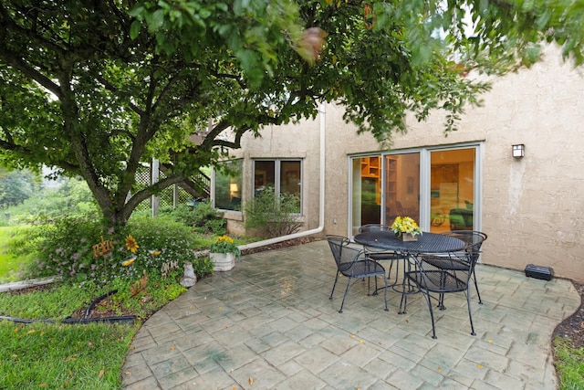 3862 Kindred Way, Lake Elmo, MN 55042 - view of patio with outdoor dining space