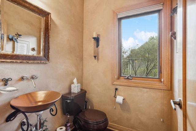 3862 Kindred Way, Lake Elmo, MN 55042 - half bathroom with toilet and a sink