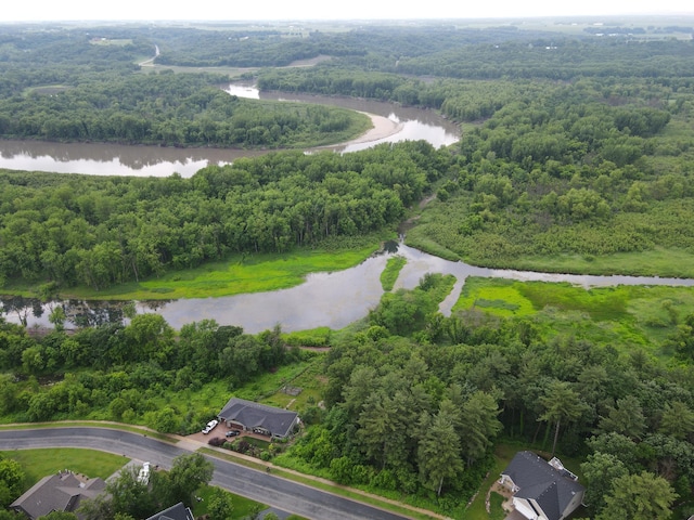 925 Riverview Ln, Belle Plaine, MN 56011