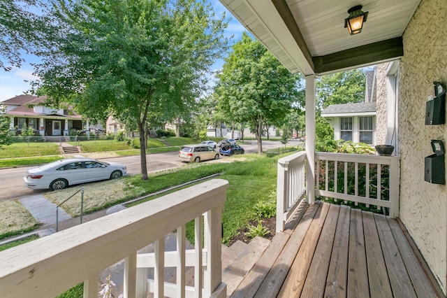 893 Jenks Ave, Saint Paul, MN 55106 - view of wooden porch