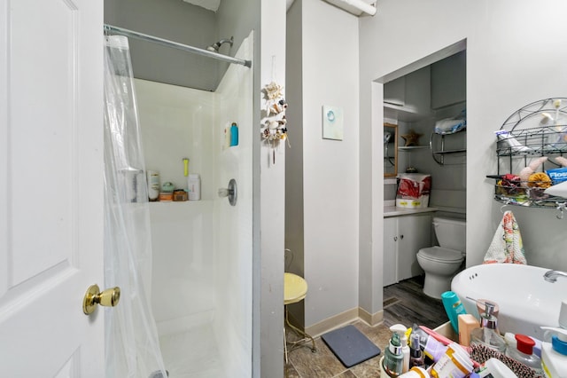 893 Jenks Ave, Saint Paul, MN 55106 - bathroom with a shower stall and vanity