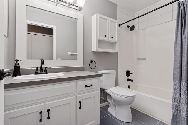 1573 Cohansey St Unit 205, Saint Paul, MN 55117 - full bathroom featuring vanity, shower / bath combo with shower curtain, and tile patterned floors