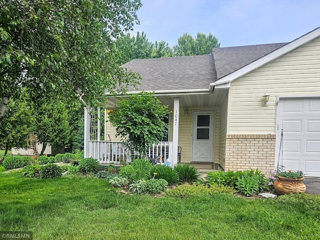 1047 3rd Ave NE, Milaca, MN 56353 - photo 1