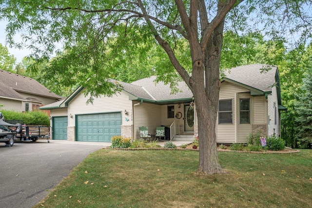 11770 N Meadow Curv, Lindstrom, MN 55045 - ranch-style home with a garage, driveway, a front lawn, entry steps, and roof with shingles