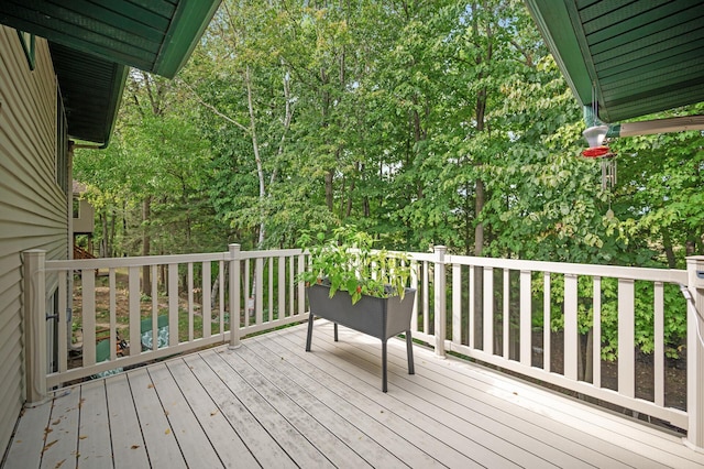 11770 N Meadow Curv, Lindstrom, MN 55045 - view of deck