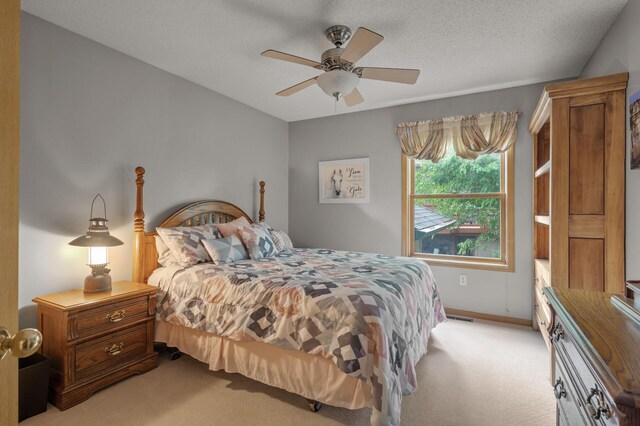 11770 N Meadow Curv, Lindstrom, MN 55045 - bedroom with light carpet and ceiling fan
