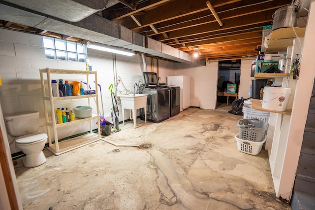 111 4th St N, Grove City, MN 56243 - below grade area with a sink