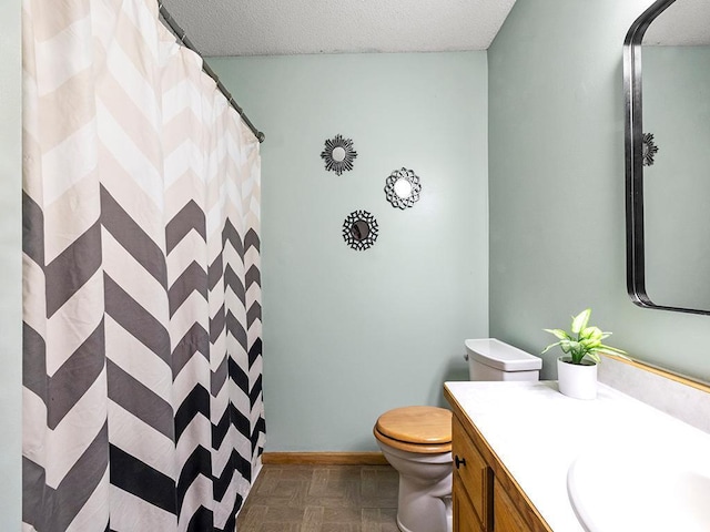 6735 378th St, North Branch, MN 55056 - full bathroom with vanity, a textured ceiling, and curtained shower