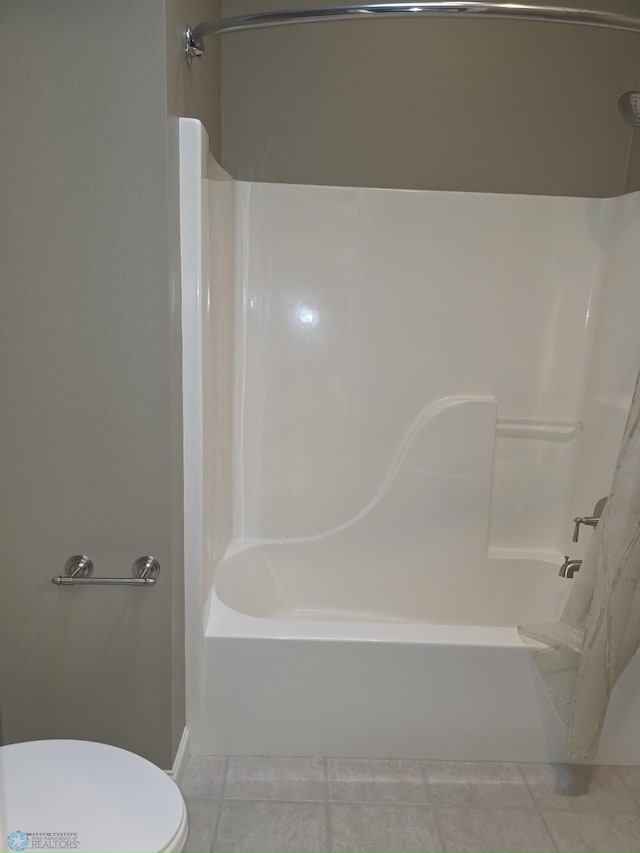 716 Northridge Way W, Fargo, ND 58078 - full bathroom with tile patterned floors and shower / tub combination