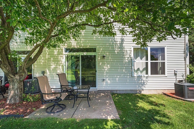 16901 90th Ct N, Maple Grove, MN 55311 - view of patio / terrace