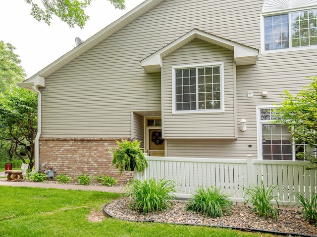 6388 Tahoe Rd, Woodbury, MN 55125 - back of property with brick siding