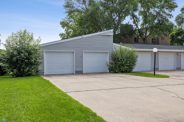 2440 15th St S Unit B14, Fargo, ND 58103 - view of garage