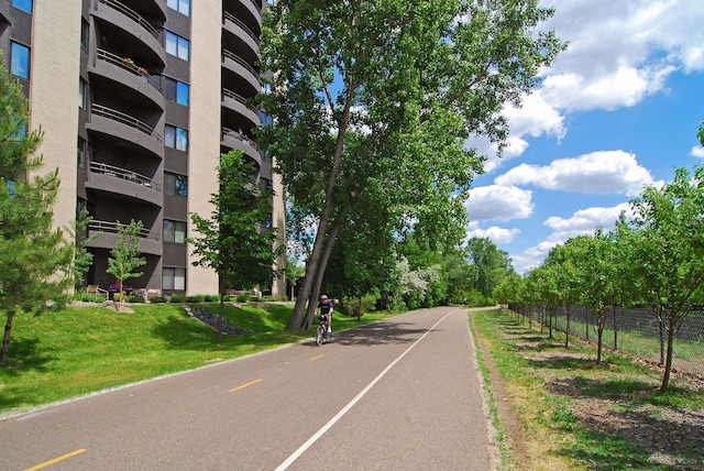 3151 Dean Ct Unit B703, Minneapolis, MN 55416 - photo 46