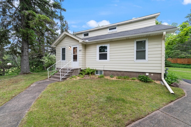 1921 Minneapolis Ave, Duluth, MN 55803 - view of front of home with roof with shingles