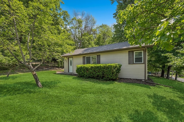 2900 Tuxedo Blvd, Mound, MN 55364 - back of property featuring a yard