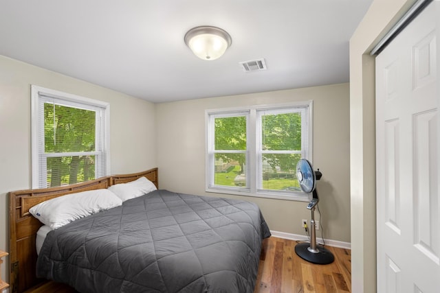 2900 Tuxedo Blvd, Mound, MN 55364 - bedroom with wood finished floors and baseboards