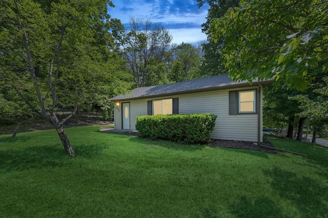 2900 Tuxedo Blvd, Mound, MN 55364 - view of front facade featuring a front lawn
