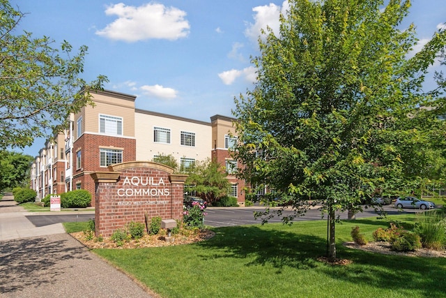 8200 33rd St Unit 305, Saint Louis Park, MN 55426 - photo 1