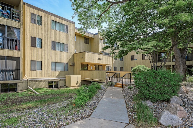 4101 Parklawn Ave Unit 320, Edina, MN 55435 - view of property